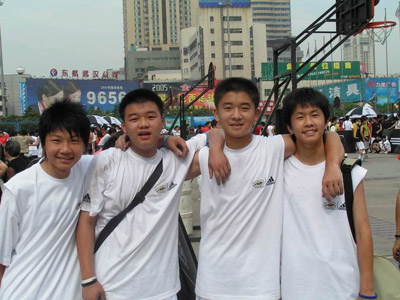 小记者专栏--街球挑战赛尊龙凯时app武